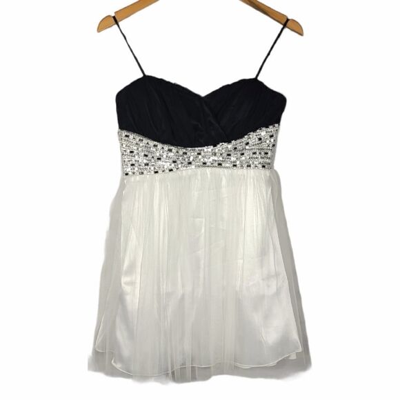 B. Darlin White Party Prom Dress - Picture 2 of 9